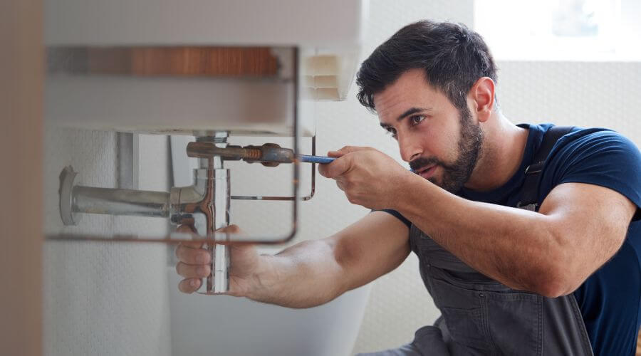 Sink faucet replacement in Isonville, KY
